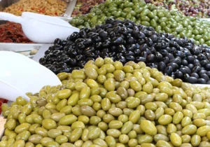 olives.jpg 300x210