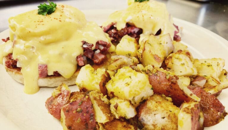 b01299 b7e00343850e490fbc87424c2c79d1b7mv2 d 4032 2628 s 4 2 768x439