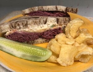 6067185897160619085 n 300x233